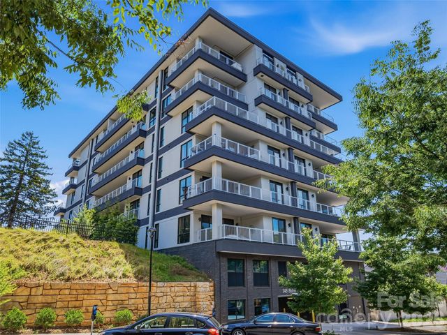 145 Biltmore Avenue Unit 403, Asheville, NC 28801