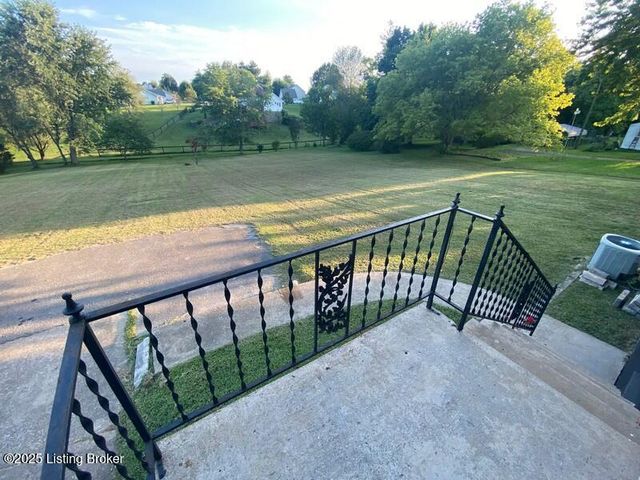 312 Hendricks St, Leitchfield, KY 42754