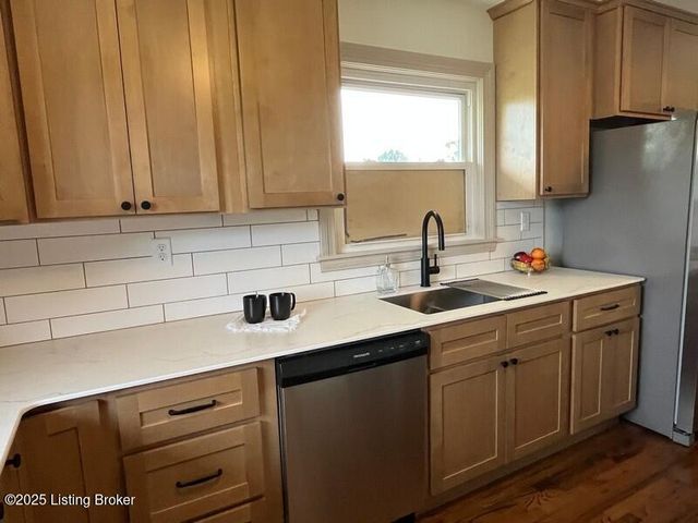 312 Hendricks St, Leitchfield, KY 42754