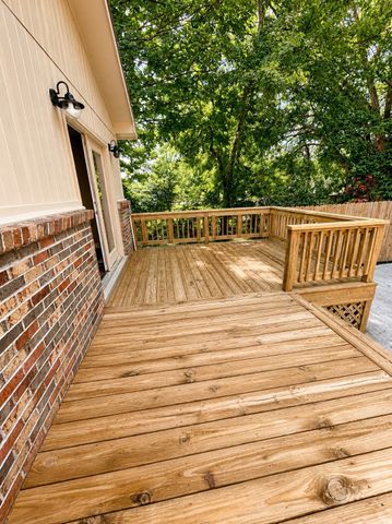 818 S Spring St, Manchester, TN 37355