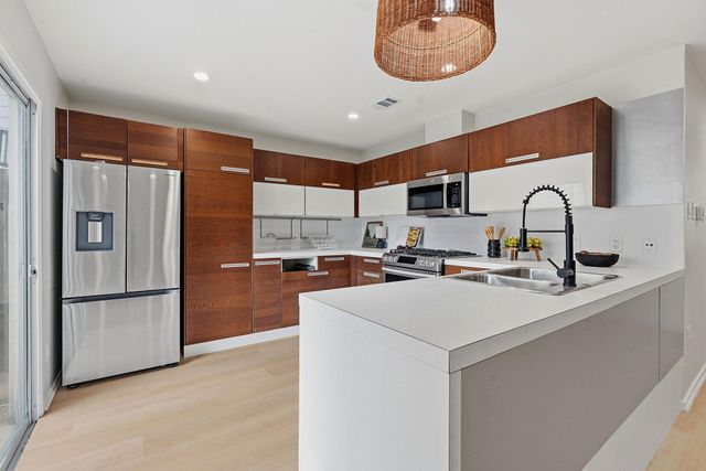 8330 Fathom CIR 505, Austin, TX 78750