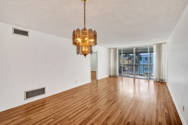 2012 S Federal Highway 404, Boynton Beach, FL 33435