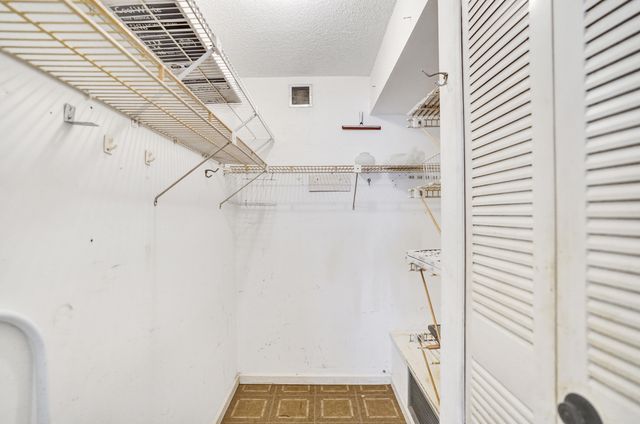 2012 S Federal Highway 404, Boynton Beach, FL 33435