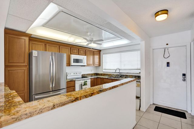 2012 S Federal Highway 404, Boynton Beach, FL 33435