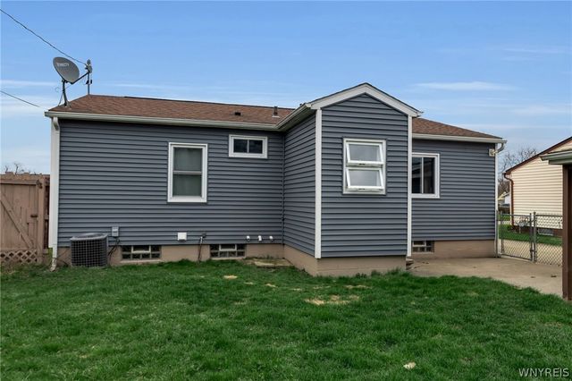 92 Bissell Avenue, Cheektowaga, NY 14043