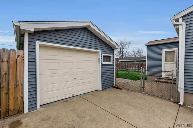 92 Bissell Avenue, Cheektowaga, NY 14043
