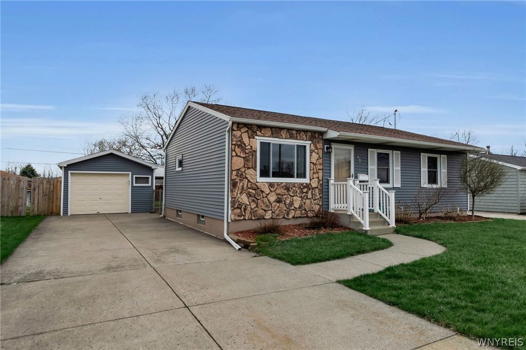 92 Bissell Avenue, Cheektowaga, NY 14043