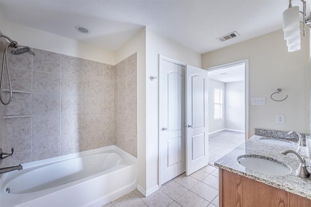 18961 Bobcat Path Court, Houston, TX 77073
