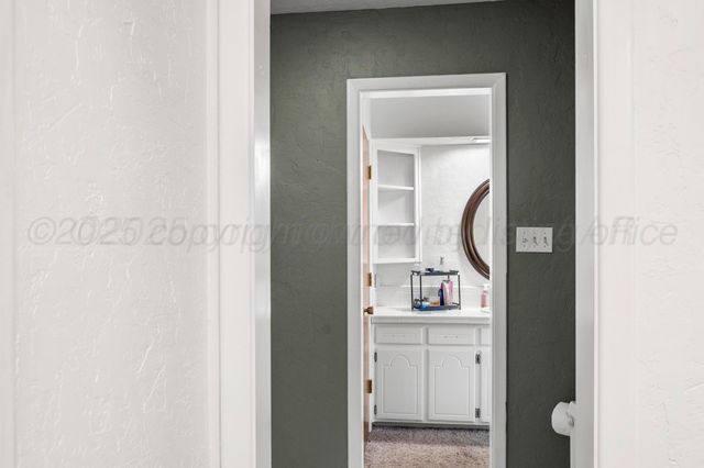 2428 N Fir Street, Pampa, TX 79065