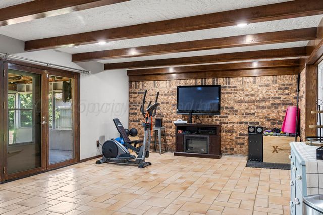 2428 N Fir Street, Pampa, TX 79065