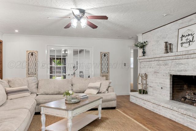 2428 N Fir Street, Pampa, TX 79065