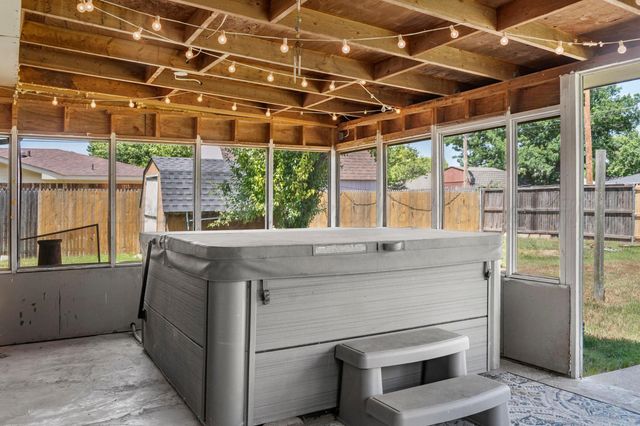 2428 N Fir Street, Pampa, TX 79065