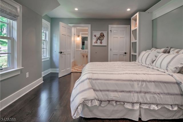 210 Douglass Ave, Bernardsville Boro, NJ 07924