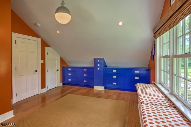 210 Douglass Ave, Bernardsville Boro, NJ 07924