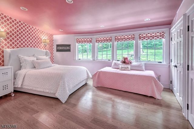 210 Douglass Ave, Bernardsville Boro, NJ 07924