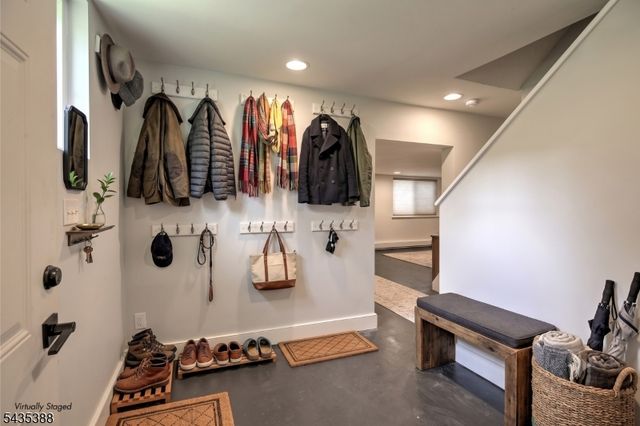 210 Douglass Ave, Bernardsville Boro, NJ 07924