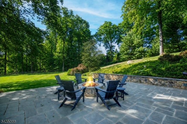 210 Douglass Ave, Bernardsville Boro, NJ 07924