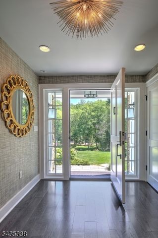 210 Douglass Ave, Bernardsville Boro, NJ 07924