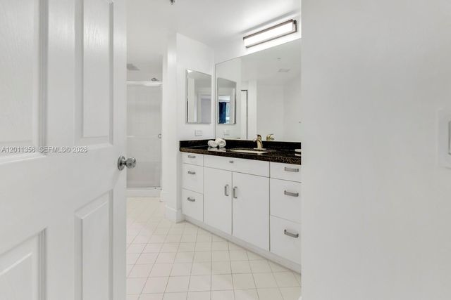 17100 N Bay Rd 1610, Sunny Isles Beach, FL 33160