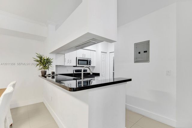 17100 N Bay Rd 1610, Sunny Isles Beach, FL 33160