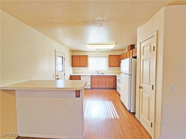 1850 Pershing Avenue B, Pahrump, NV 89048