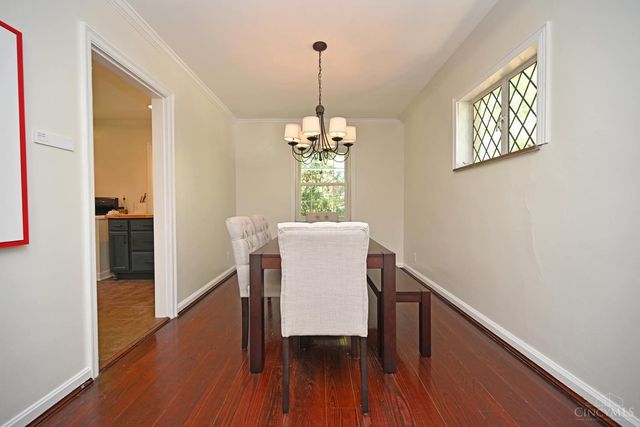 3301 Maplecrest Place, Cincinnati, OH 45209