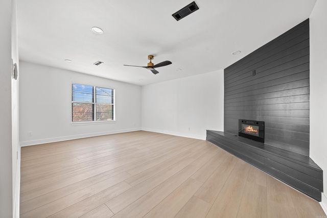 10 Castle Hill Court, Little Rock, AR 72227