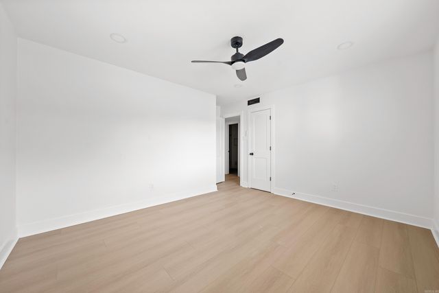 10 Castle Hill Court, Little Rock, AR 72227