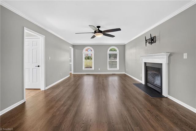 121 Reich Farm Court, Lexington, NC 27295