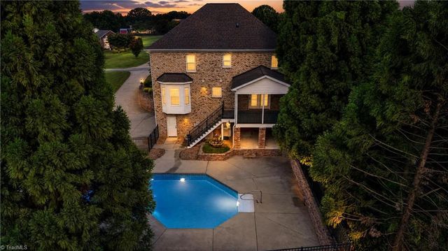 121 Reich Farm Court, Lexington, NC 27295