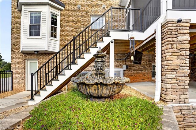 121 Reich Farm Court, Lexington, NC 27295