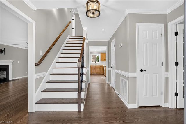 121 Reich Farm Court, Lexington, NC 27295