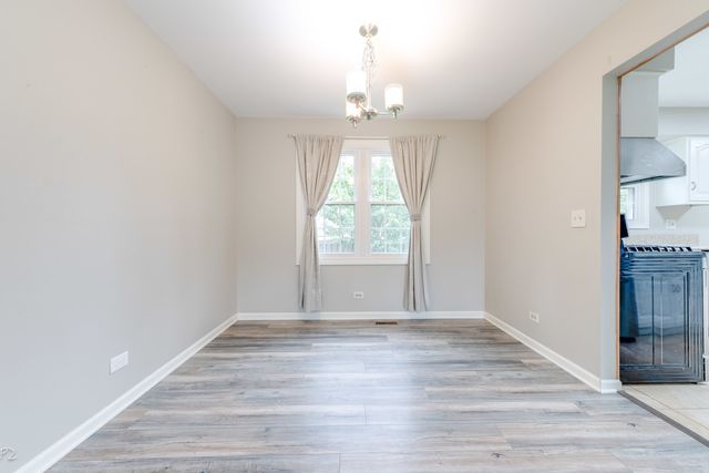 5S735 Park Meadow Drive, Naperville, IL 60540