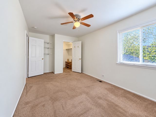 1344 Cove Drive, Prospect Heights, IL 60070