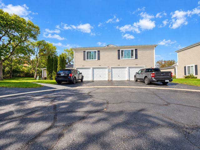 1344 Cove Drive, Prospect Heights, IL 60070