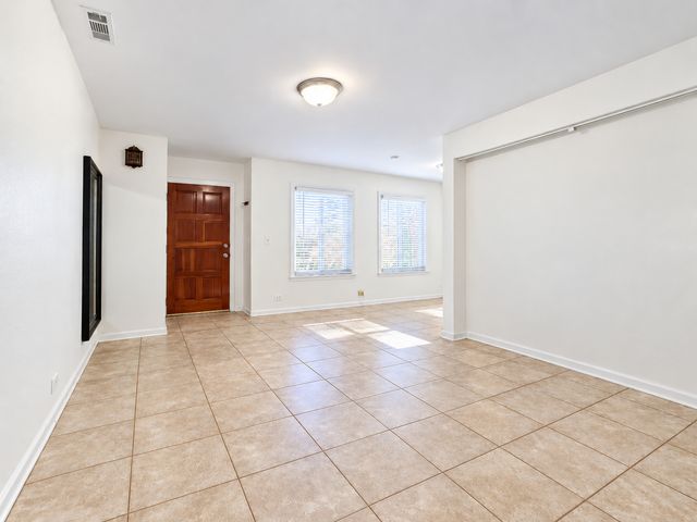 1344 Cove Drive, Prospect Heights, IL 60070