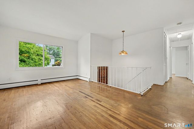 5 Windward Road, Norwalk, CT 06854