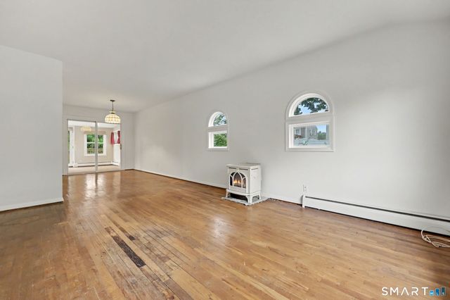 5 Windward Road, Norwalk, CT 06854