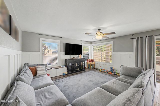 2223 E Torrey Pines Place, Chandler, AZ 85249