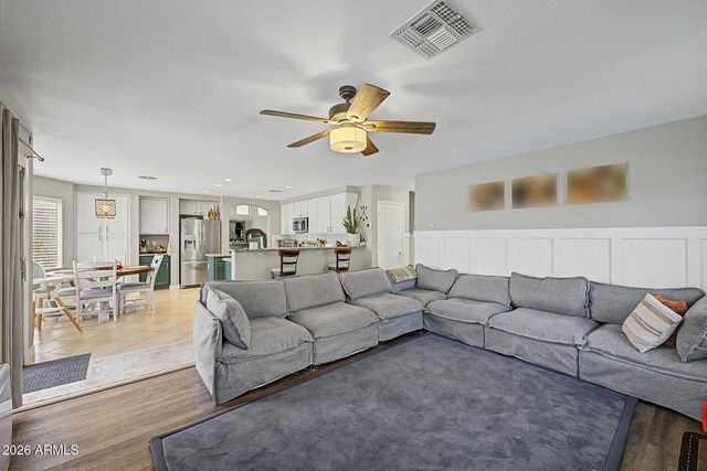 2223 E Torrey Pines Place, Chandler, AZ 85249