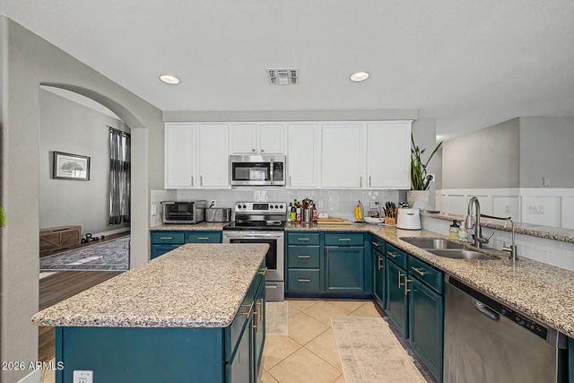 2223 E Torrey Pines Place, Chandler, AZ 85249