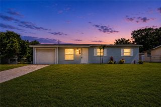 2444 3rd Street SW, Vero Beach, FL 32962