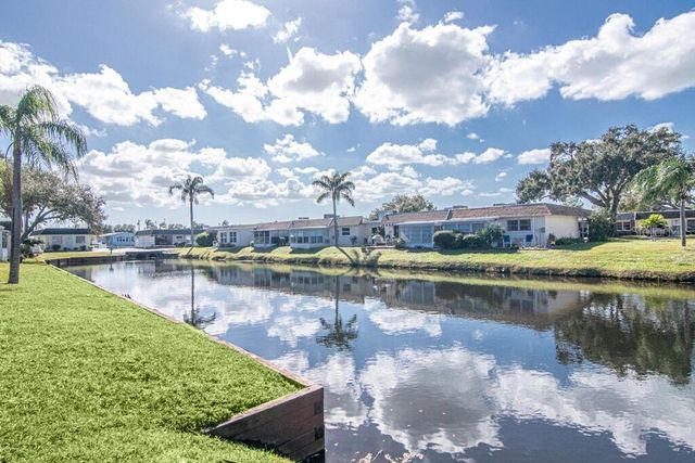 180 SKY LOCH DRIVE W, Dunedin, FL 34698