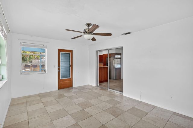 2631 NE Myrtle Street, Jensen Beach, FL 34957