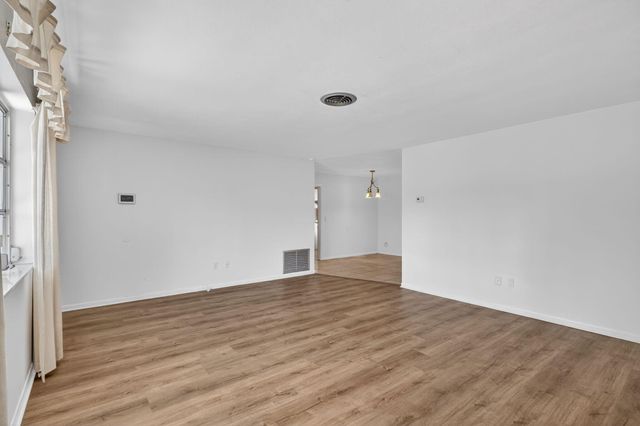 2631 NE Myrtle Street, Jensen Beach, FL 34957