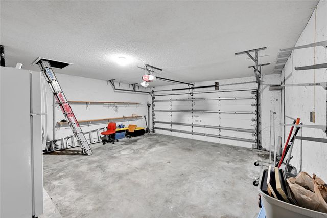 11136 NW 1st Place, Coral Springs, FL 33071