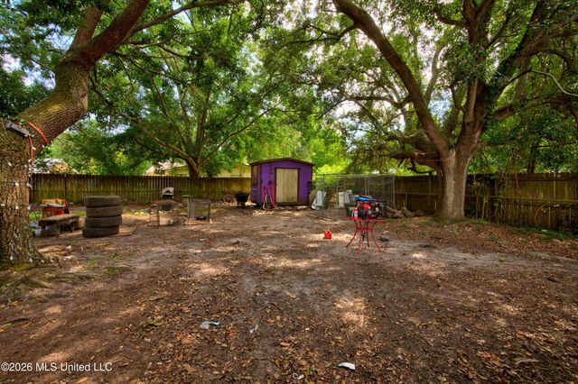 4710 Coronada Avenue, Pascagoula, MS 39581