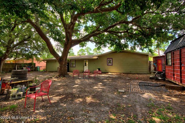 4710 Coronada Avenue, Pascagoula, MS 39581