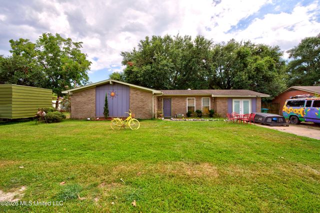 4710 Coronada Avenue, Pascagoula, MS 39581
