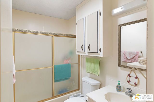 18555 Roberts Road 103, Desert Hot Springs, CA 92241